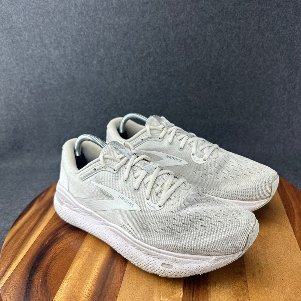 Brooks Ghost Max Womens Running Shoes White Oyster 1203951B124 Size 11 Medium B - Picture 2 of 13